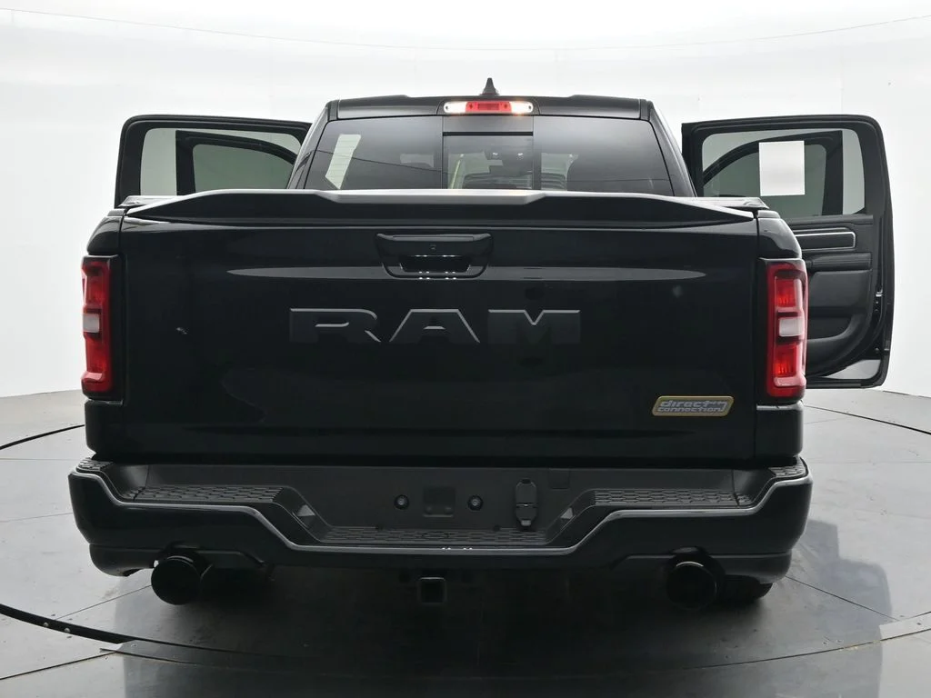 New 2026 Diamond Black Crystal Pearl-Coat Exterior Paint RAM Big Horn image 46