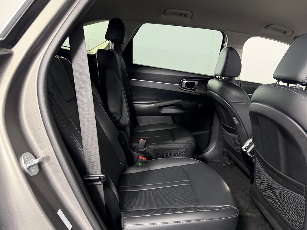 Used 2025 Beige Kia EX image 27