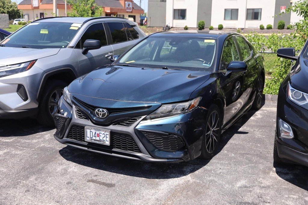 Used 2021 Aqua Toyota SE Auto image 4