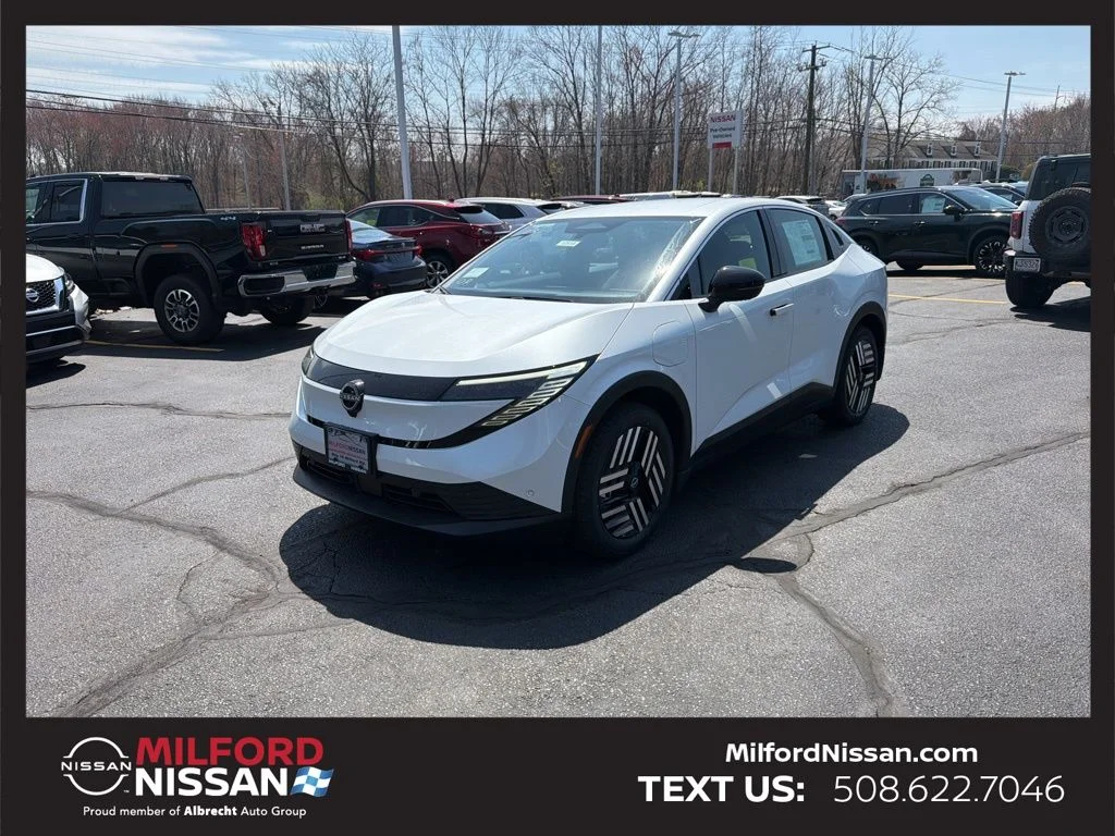2026 Nissan Leaf SV+'s photo