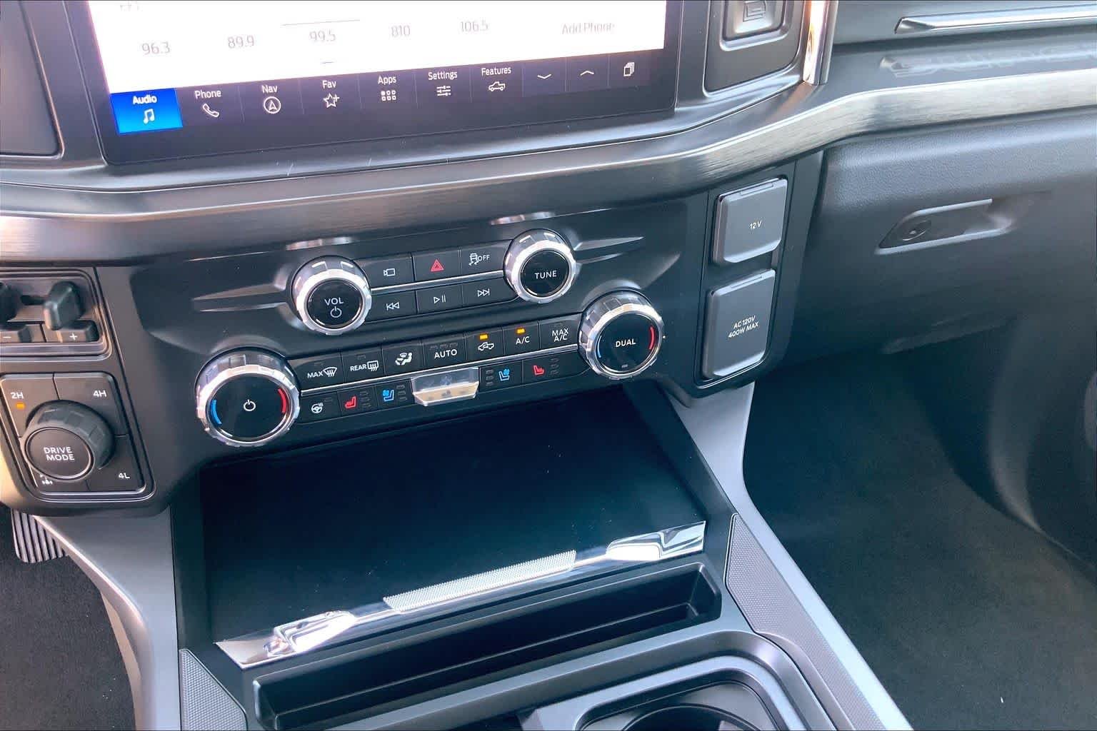New 2026 Oxford White Ford F-250® Lariat® image 19