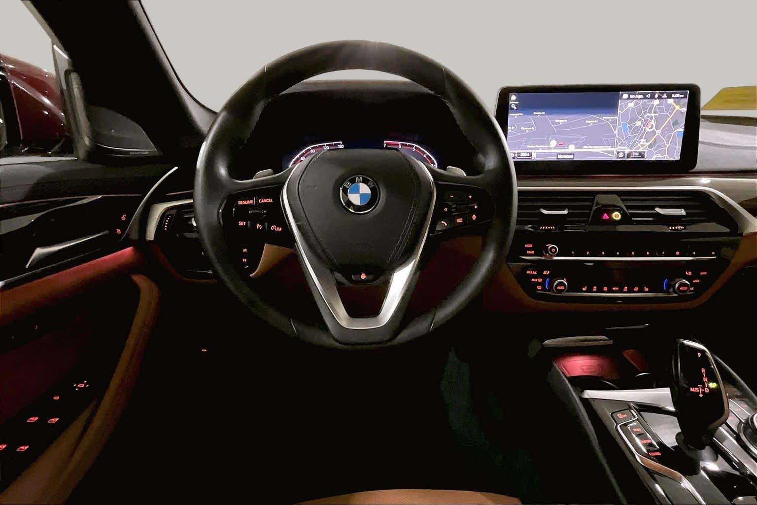 Used 2023 Aventurin Red Metallic BMW 530i xDrive image 10