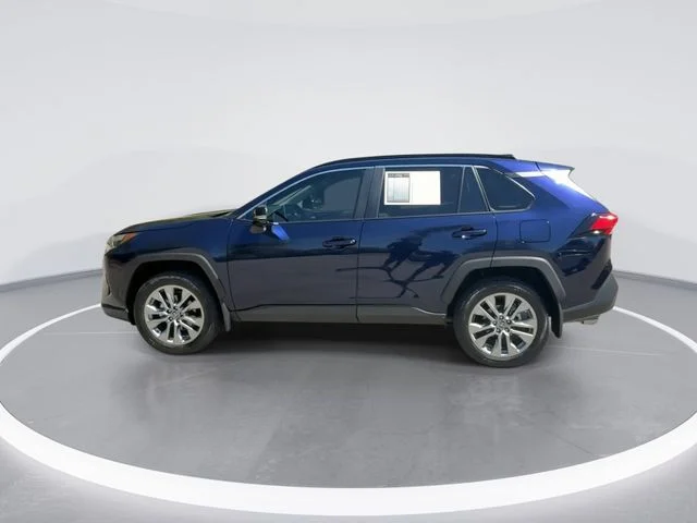 Used 2025 Blue Toyota XLE Premium image 5