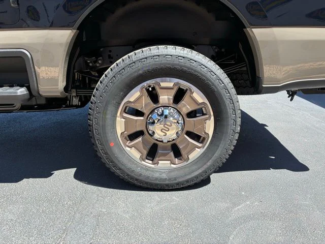 New 2026 Agate Black Metallic Ford King Ranch image 17