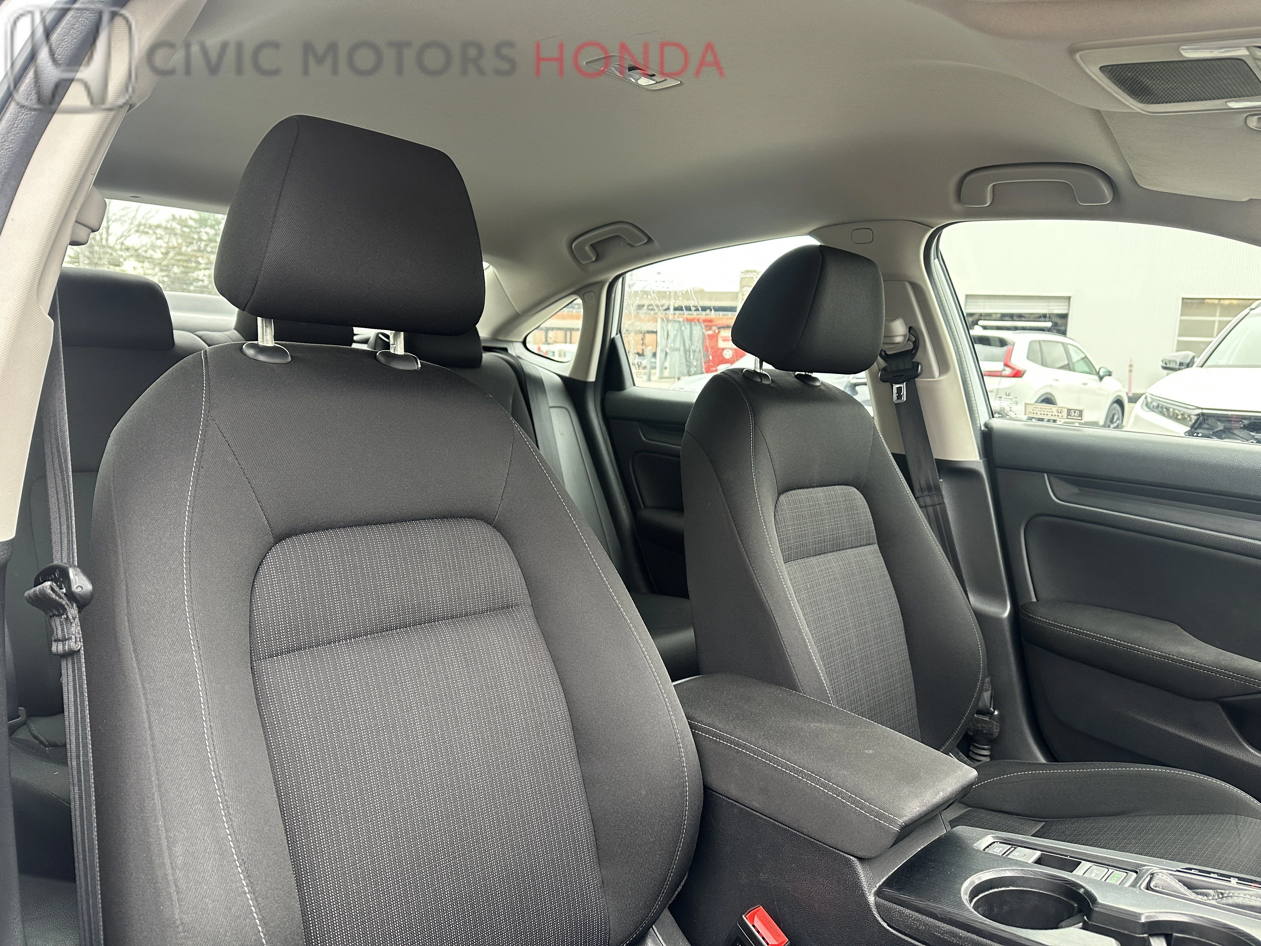 Used 2022 PLATINUM WHITE PEARL Honda LX image 24