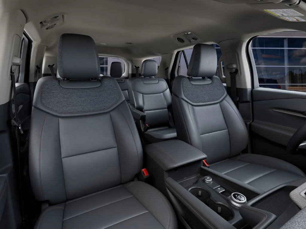 New 2027 Avalanche Gray Ford Active image 10