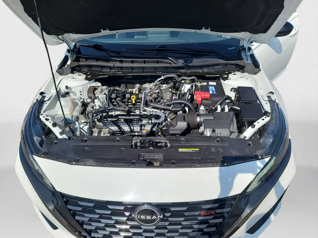 Used 2024 White Nissan 2.5 SR image 14