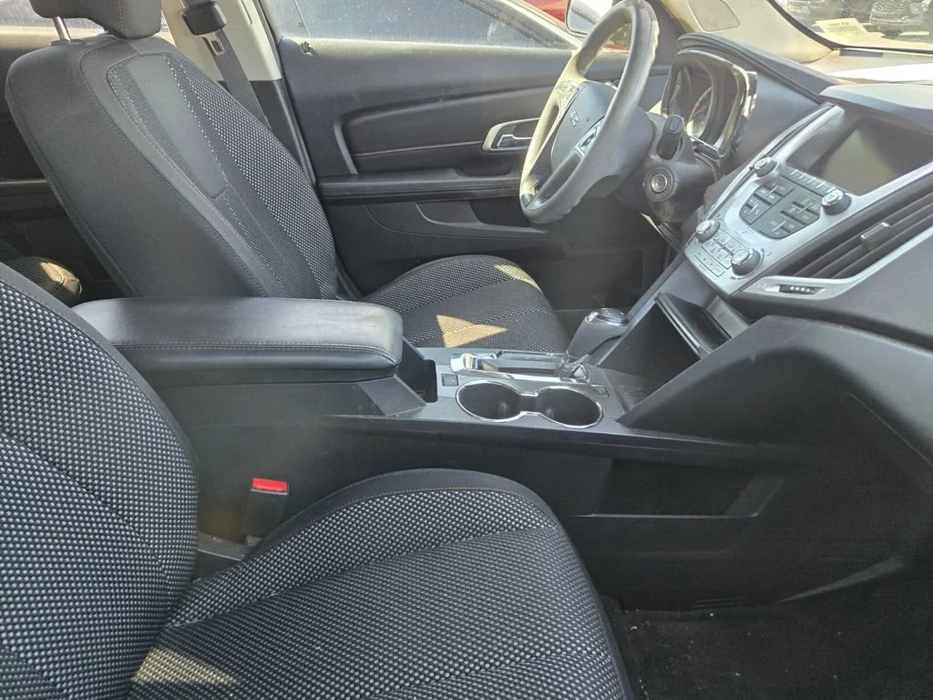 Used 2017 ONYX BLACK GMC SLE image 3