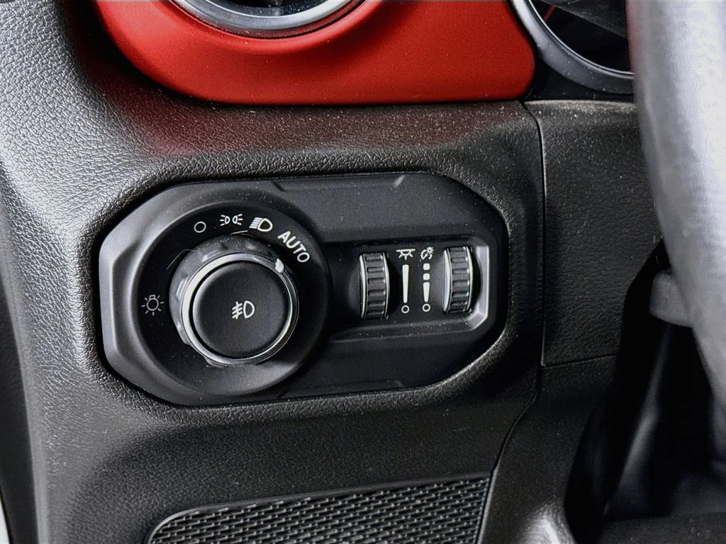 2022 Jeep Wrangler Unlimited Rubicon - Photo 11