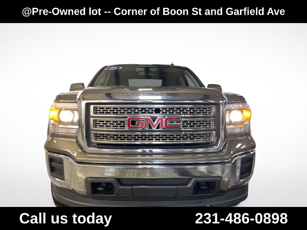 Used 2015 Brown GMC SLE image 8