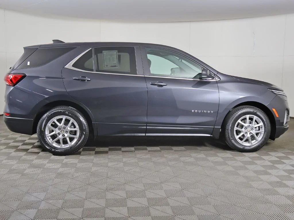 Used 2022 Gray Chevrolet LT image 15