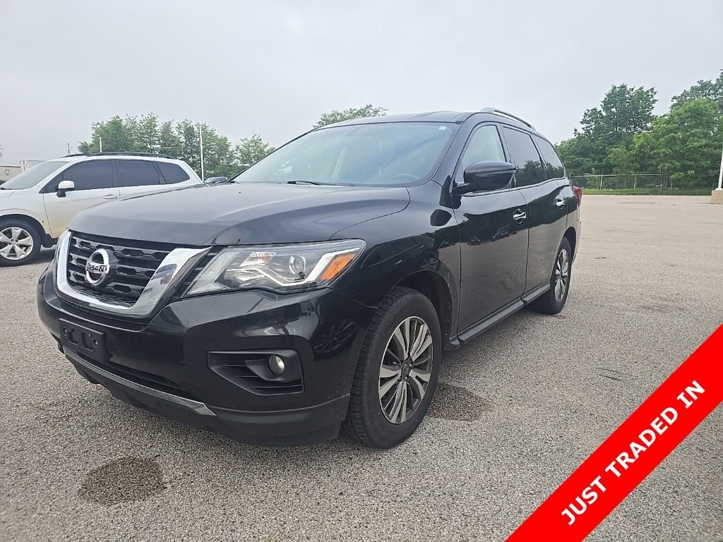 2019 Nissan Pathfinder SV 4WD's photo