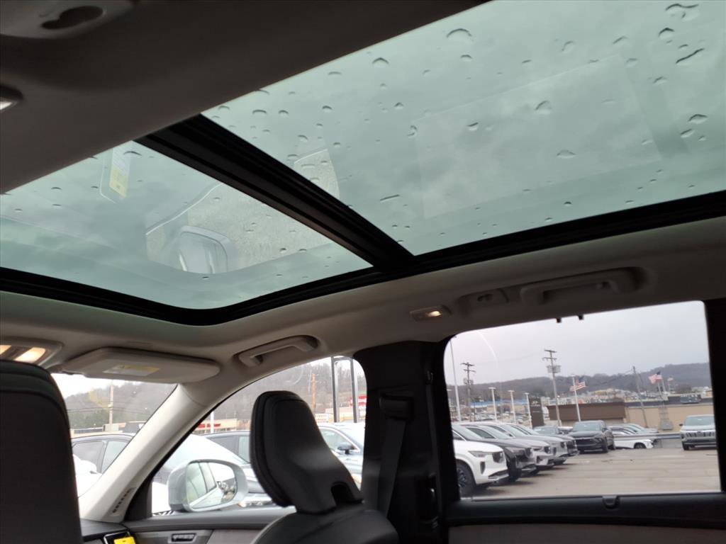 New 2026 Vapour Grey Volvo Ultra image 7