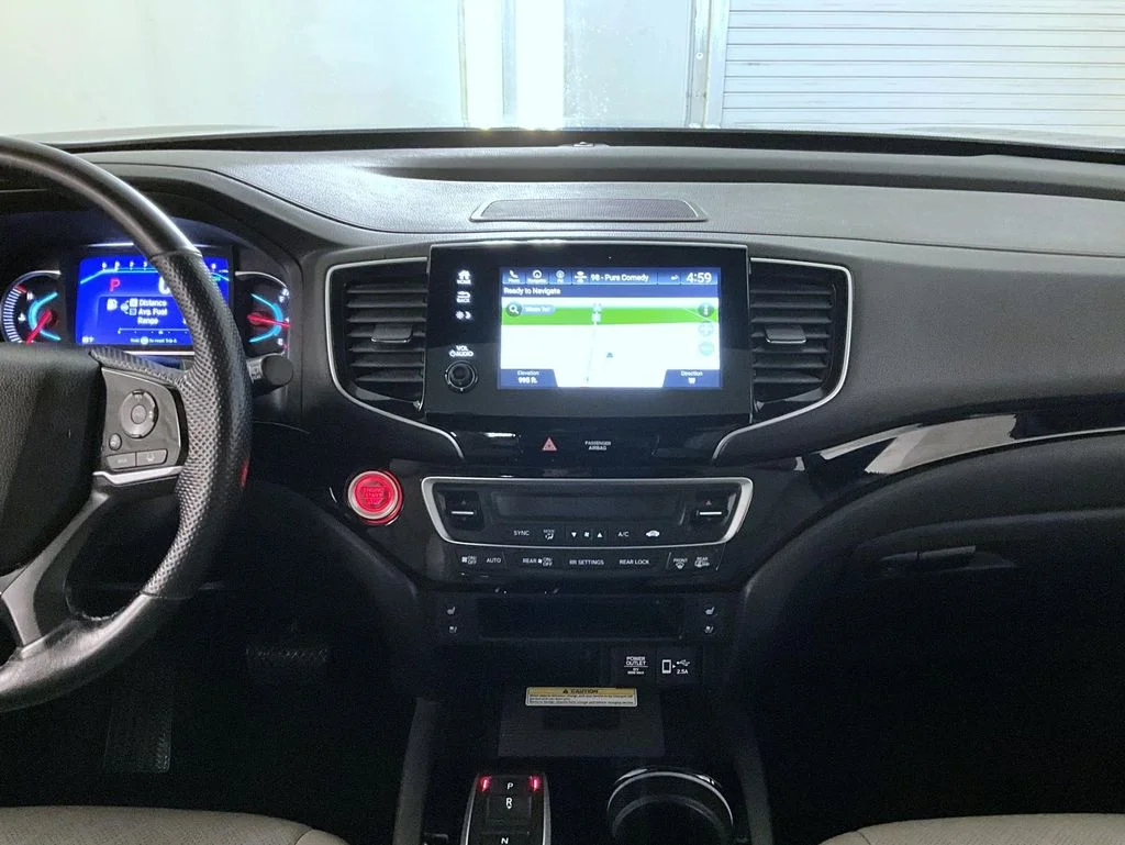 Certified Used 2021 Gray Honda Elite image 12
