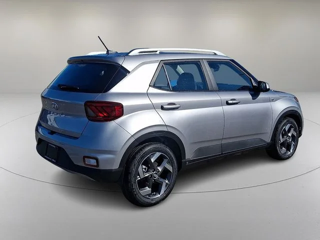 New 2026 Silver Hyundai SEL image 7