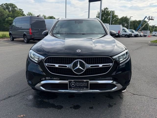 Used 2026 Black Mercedes-Benz GLC 300 image 2