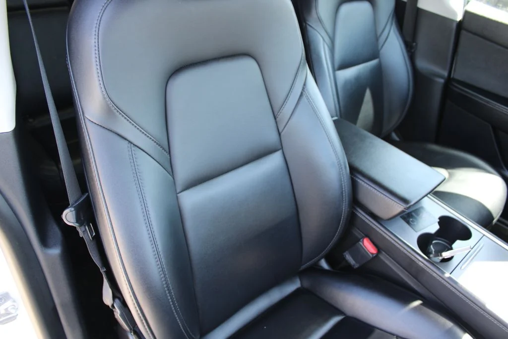 Used 2021 White Tesla Standard Range image 14