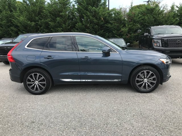 Used 2021 Denim Blue Metallic Volvo Inscription image 9