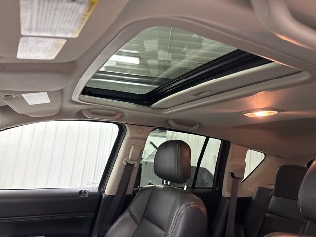 Used 2016 Silver Jeep Sport image 19