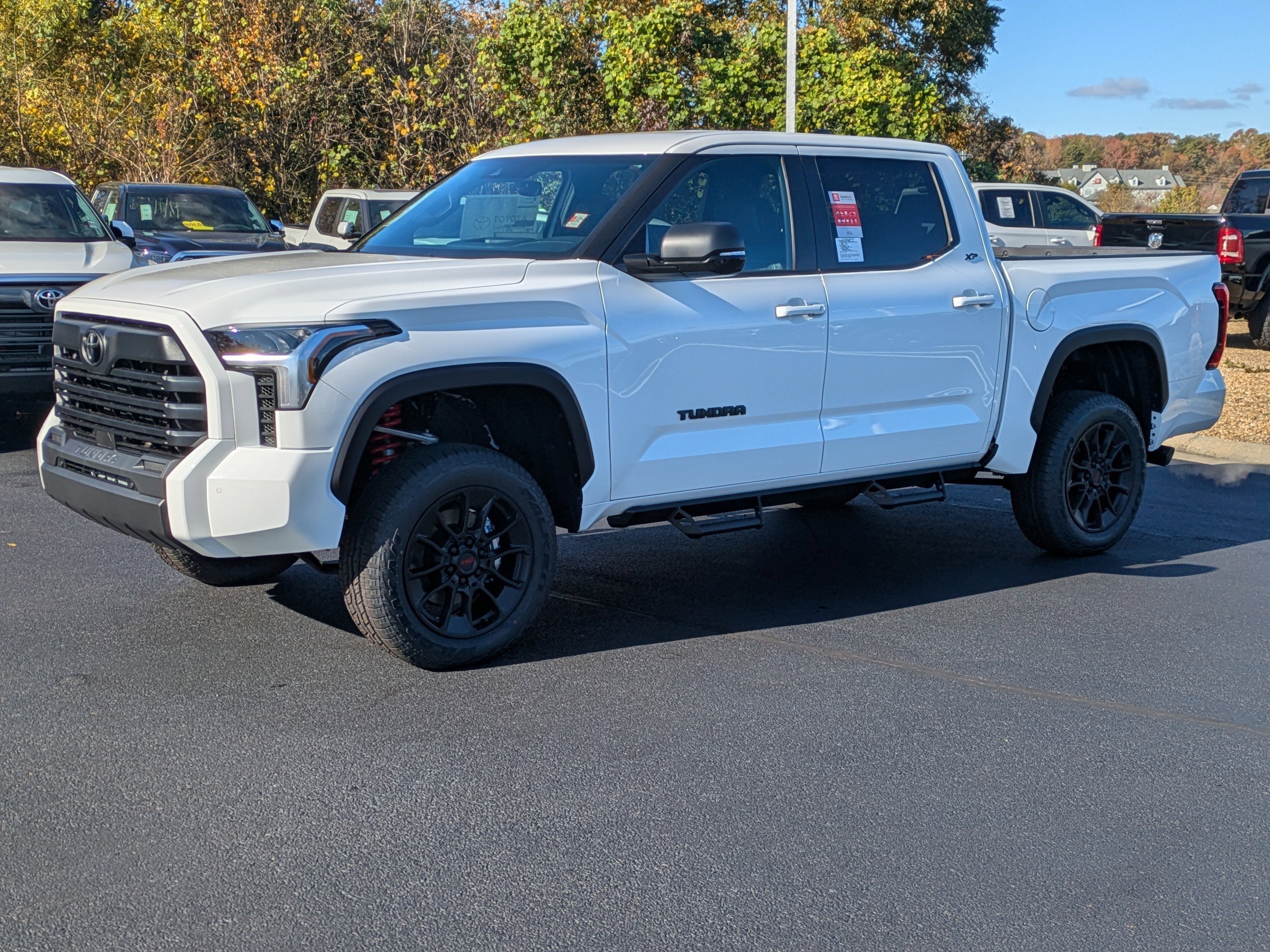 2026 Toyota Tundra SR5 - Photo 9