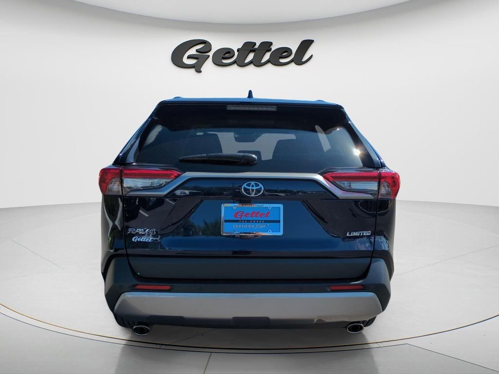 Used 2023  Toyota Limited image 7