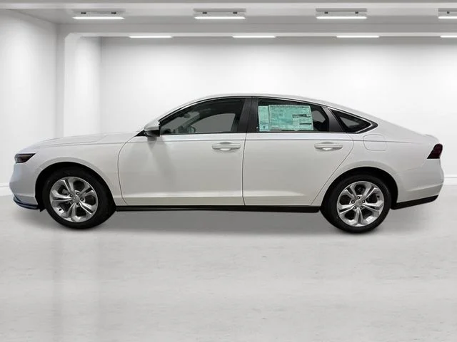 New 2026 Platinum White Pearl Honda LX image 2