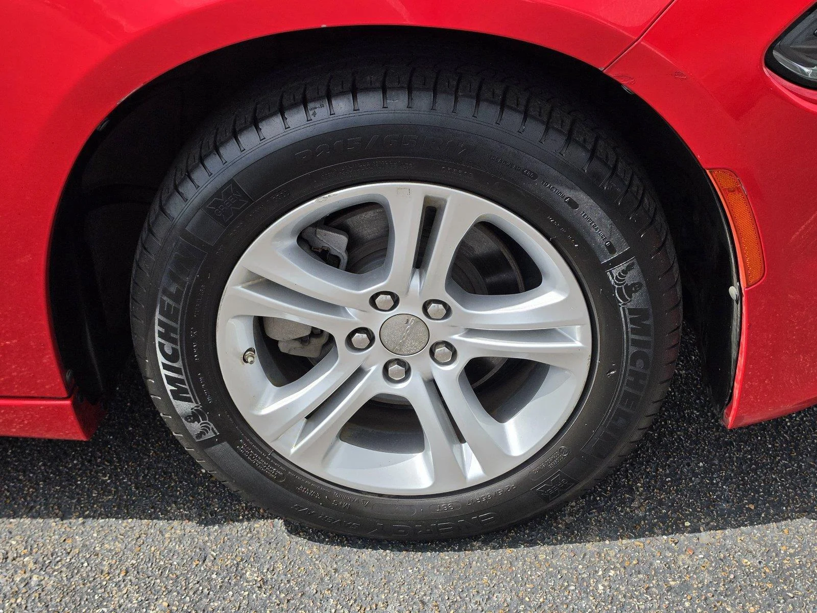 Used 2022 Torred Clearcoat Dodge SXT image 34