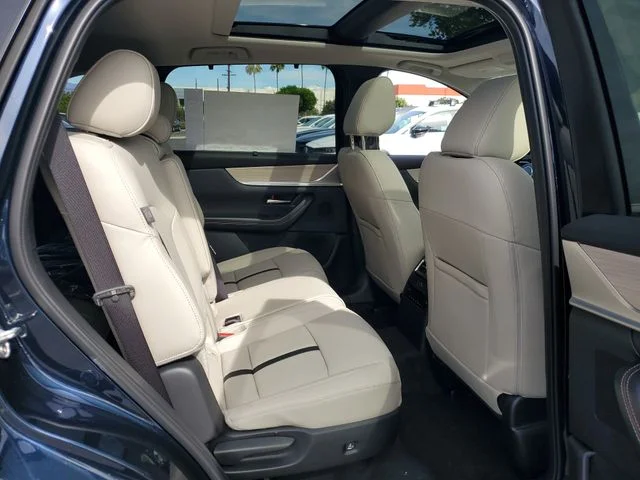 2026 Mazda CX-90 Premium Package - Photo 15