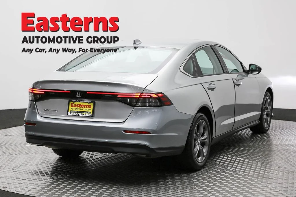 Used 2024 Gray Honda EX image 5