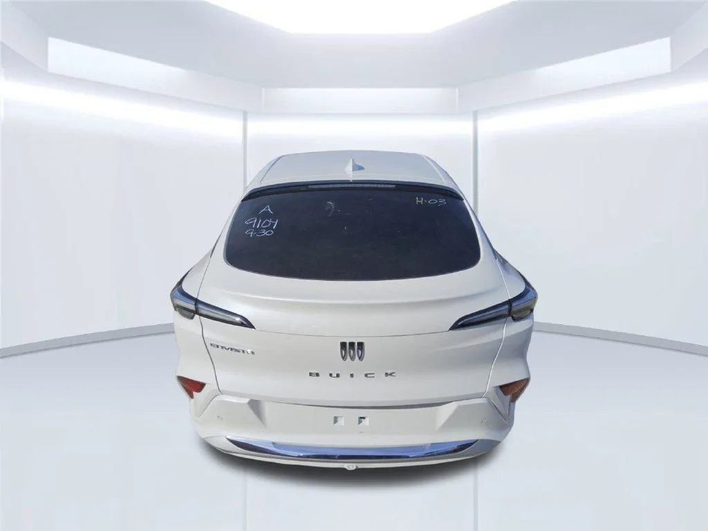 Used 2026 White Buick Avenir image 13