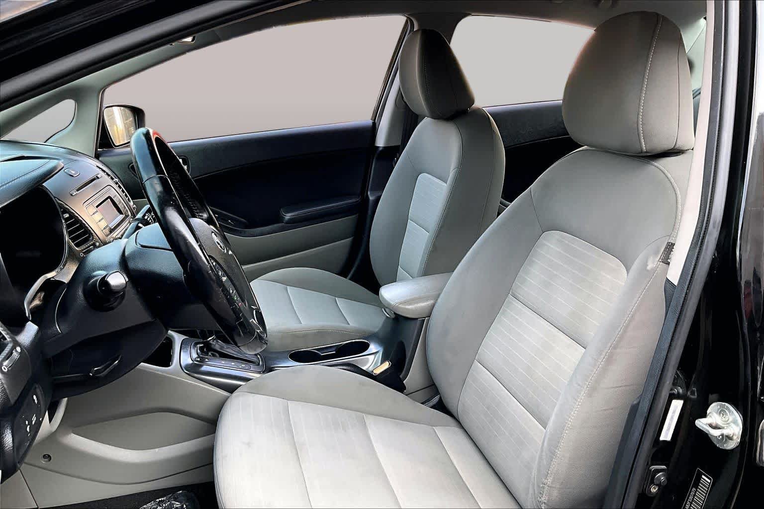 Pre-Owned 2015 Kia Forte EX