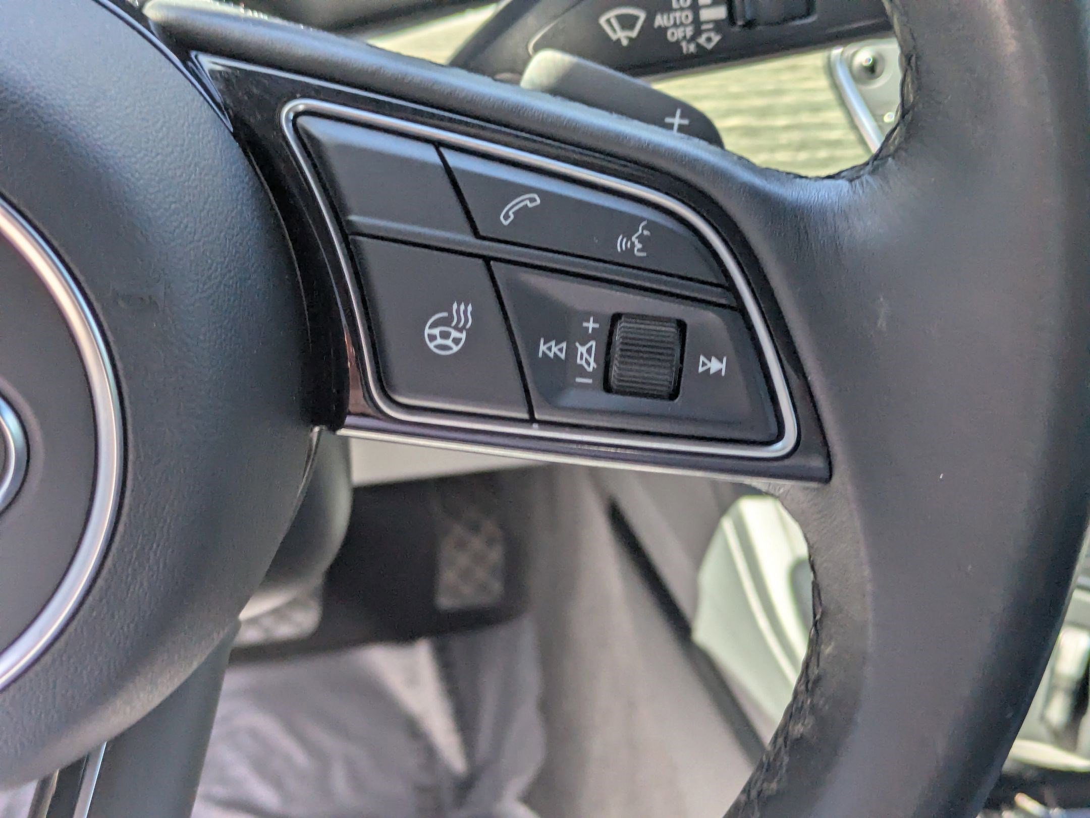 Used 2023 Glacier White Metallic Audi S line Premium image 17