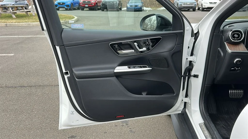 Used 2024 White Mercedes-Benz GLC 300 Coupe image 8