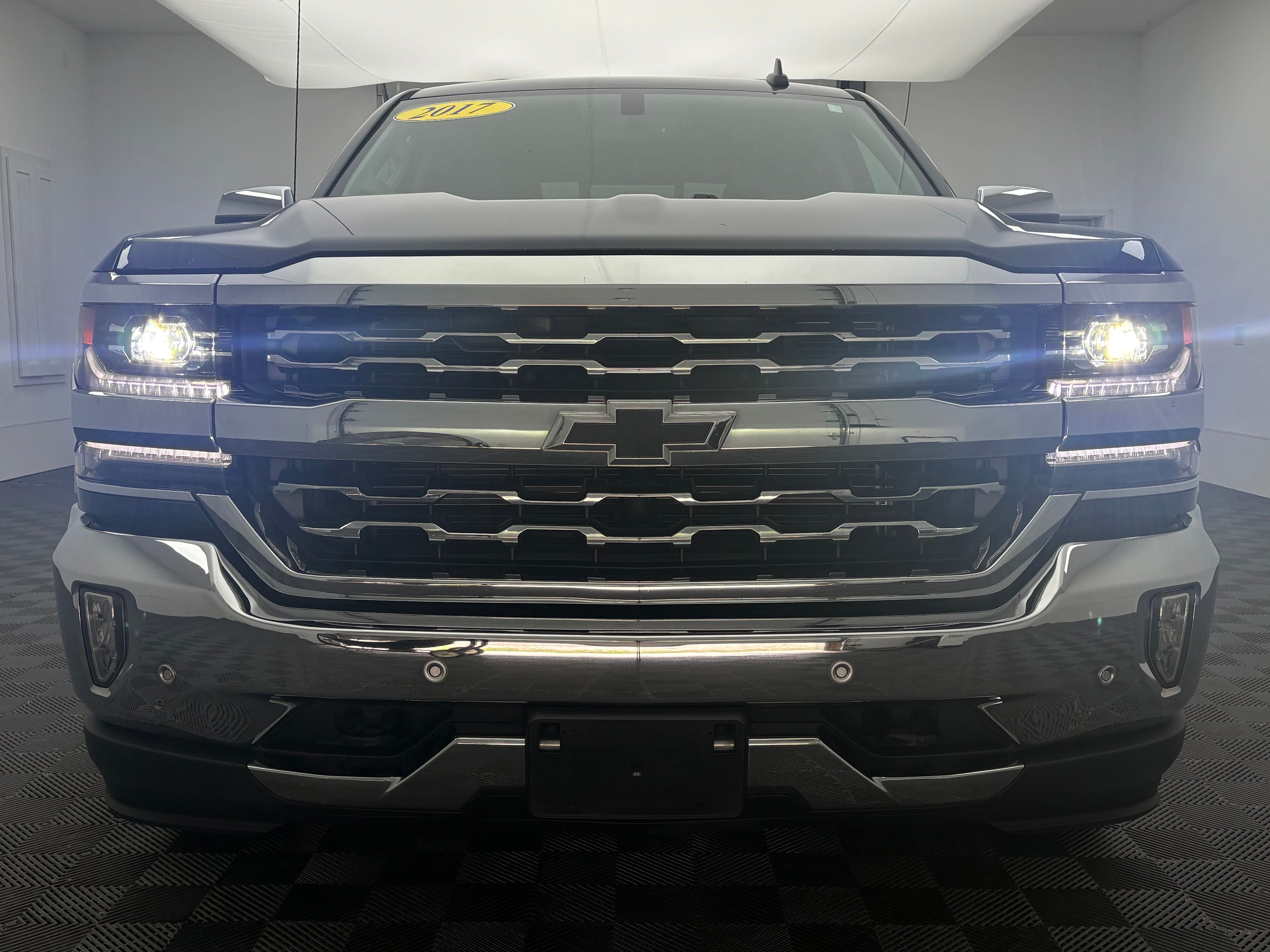 Used 2017 Graphite Metallic Chevrolet LTZ image 12