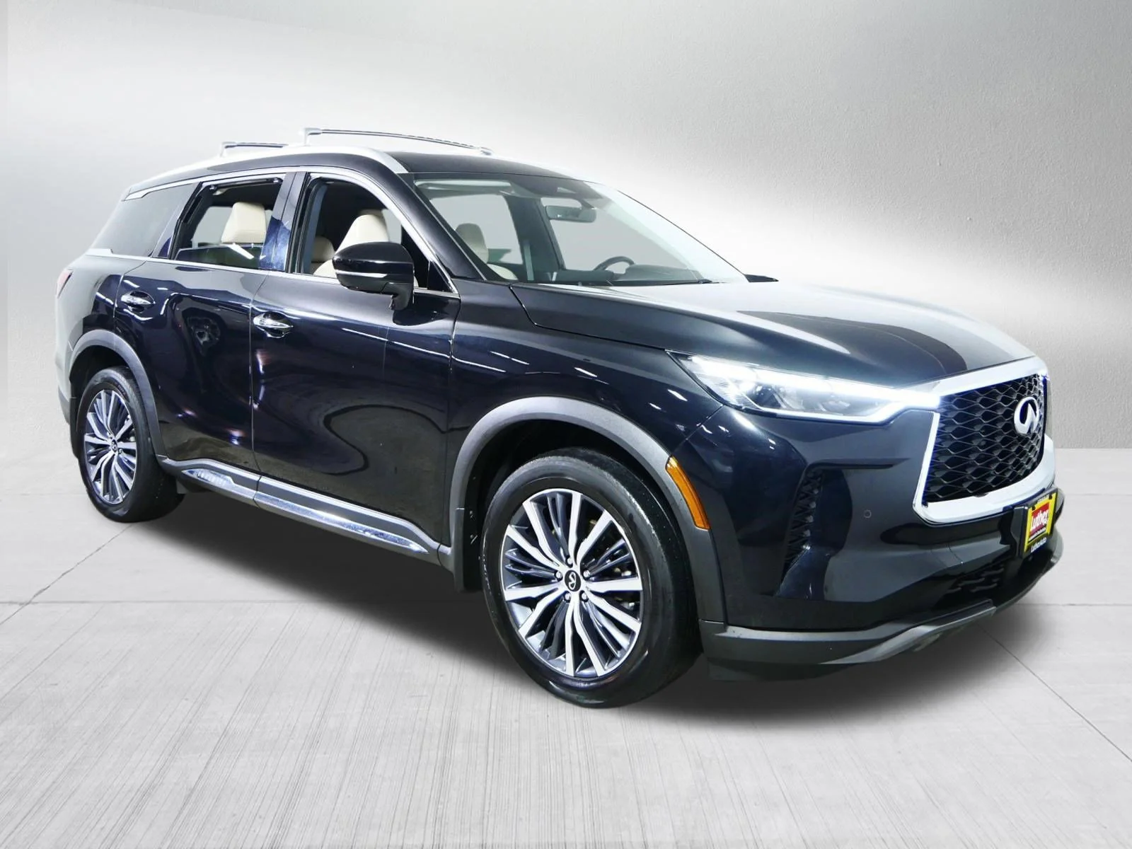 2023 INFINITI QX60 SENSORY AWD's photo