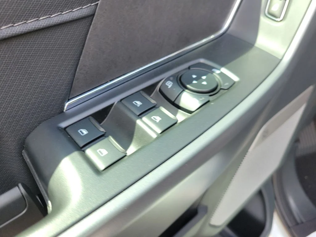 New 2026 Oxford White Ford XLT image 16