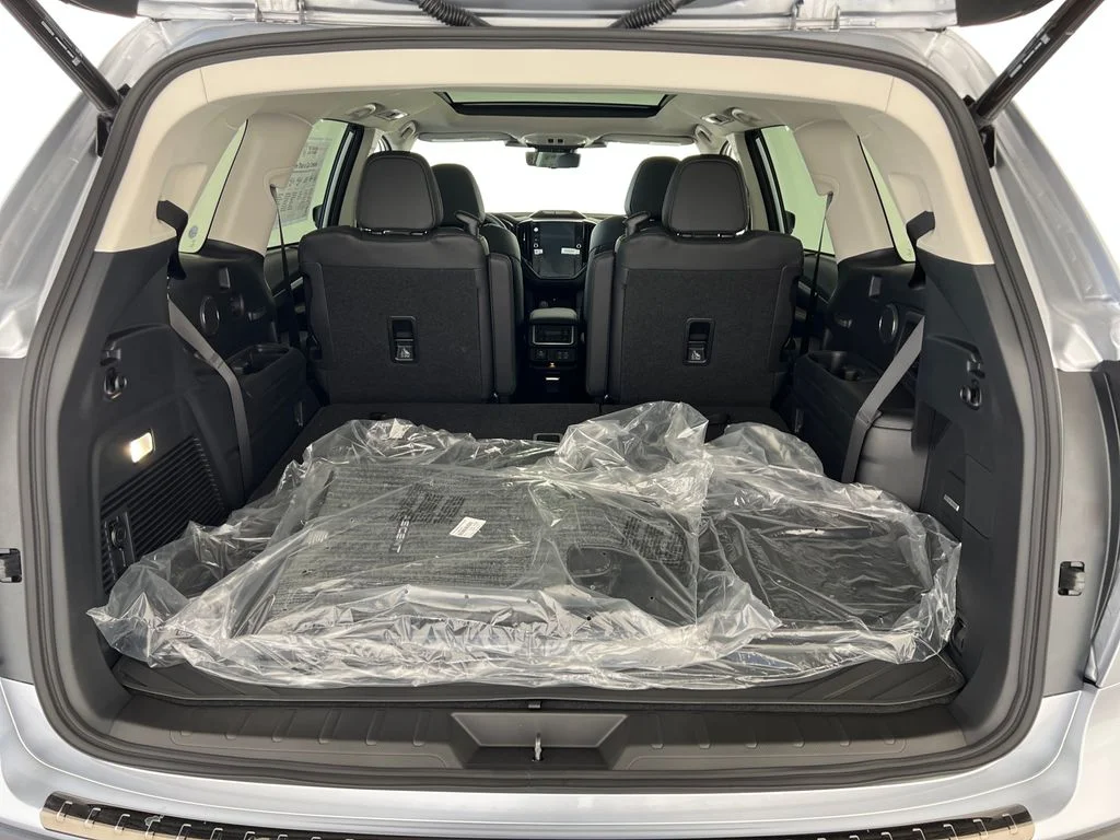 New 2026 ICE SILVER METALLIC Subaru Onyx Edition Touring 7-Passenger image 25