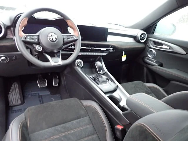 2025 Alfa Romeo Tonale Intensa - Photo 14