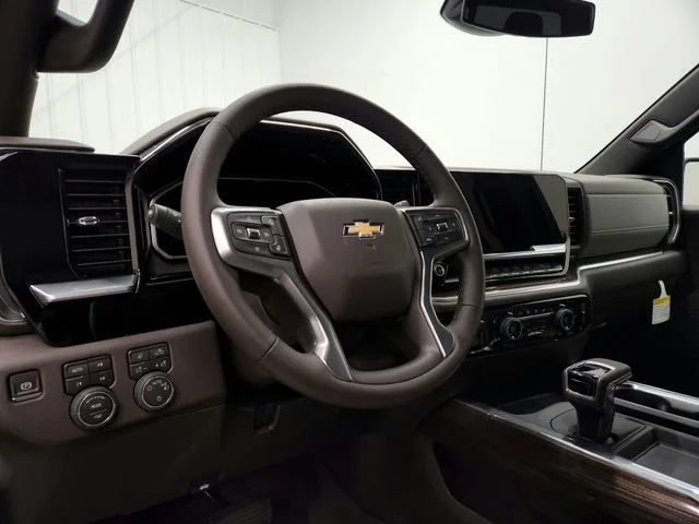 New 2026 Sterling Gray Metallic Chevrolet LT image 17