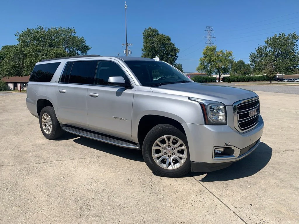 Used 2020 Silver GMC SLT image 7
