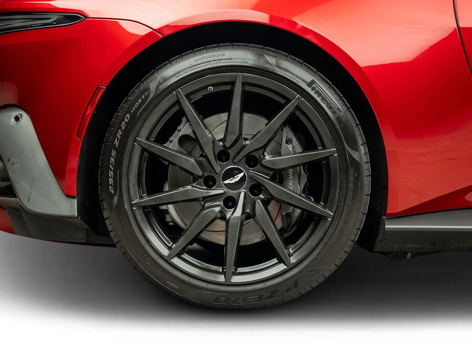 Used 2020 Red Aston Martin Base image 30