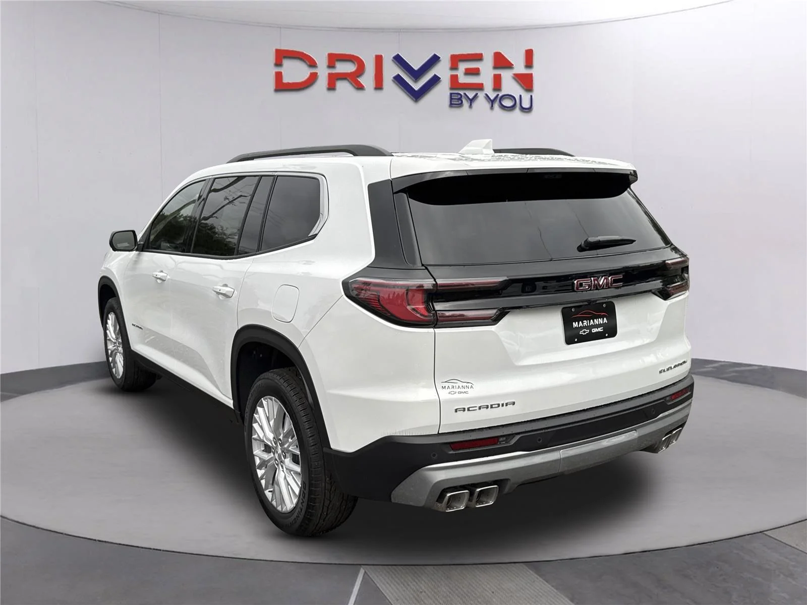 New 2026 Summit White GMC Elevation image 6