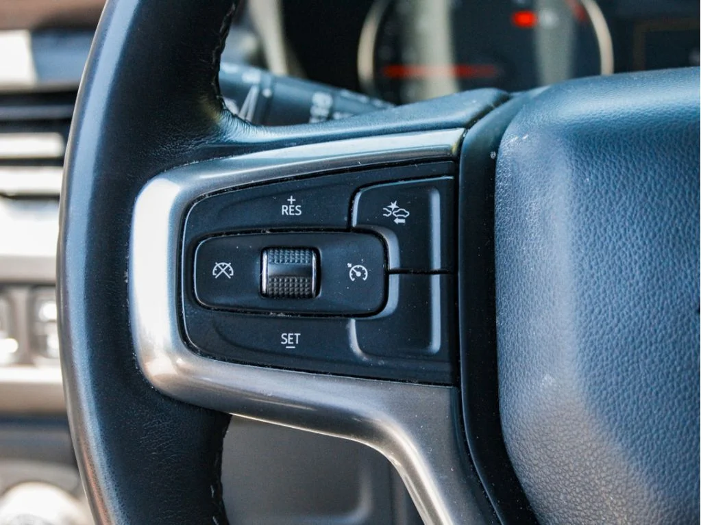 Used 2022 Summit White Chevrolet LS image 14