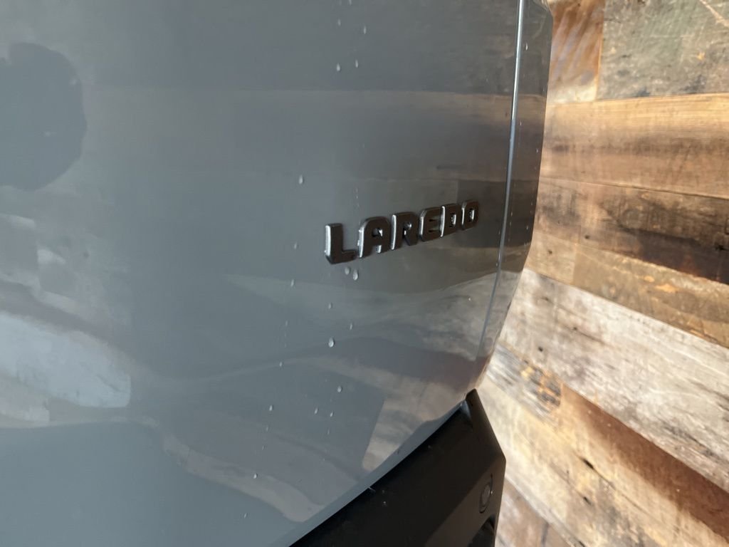 New 2026 Sting-Gray Clearcoat Jeep Laredo image 25