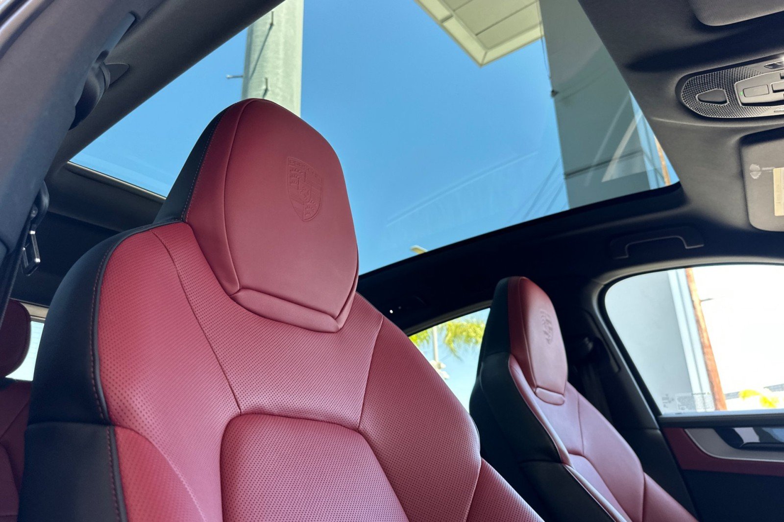 Used 2026 Chalk Porsche S image 17