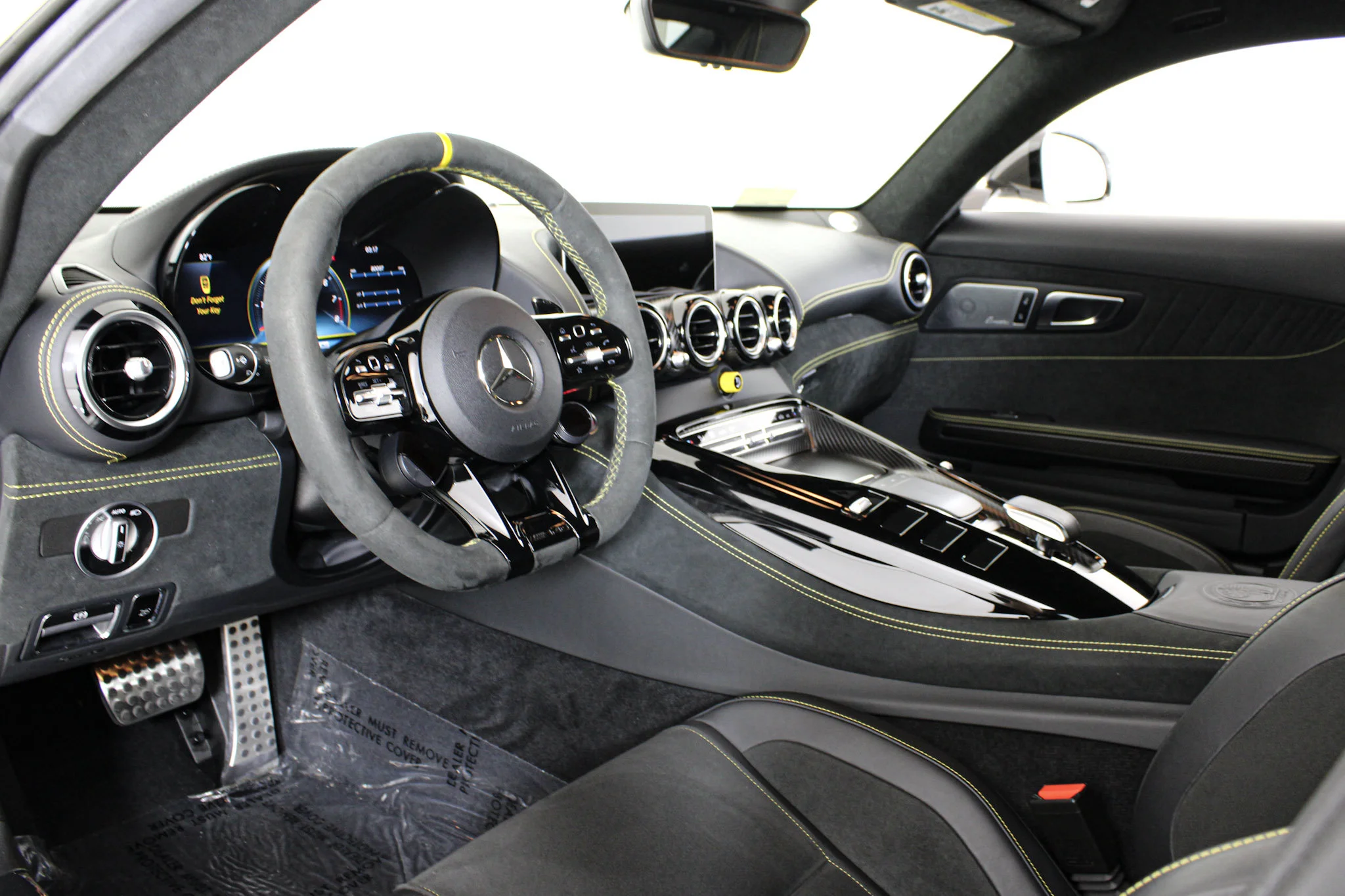 Used 2020 White Mercedes-Benz R PRO image 2