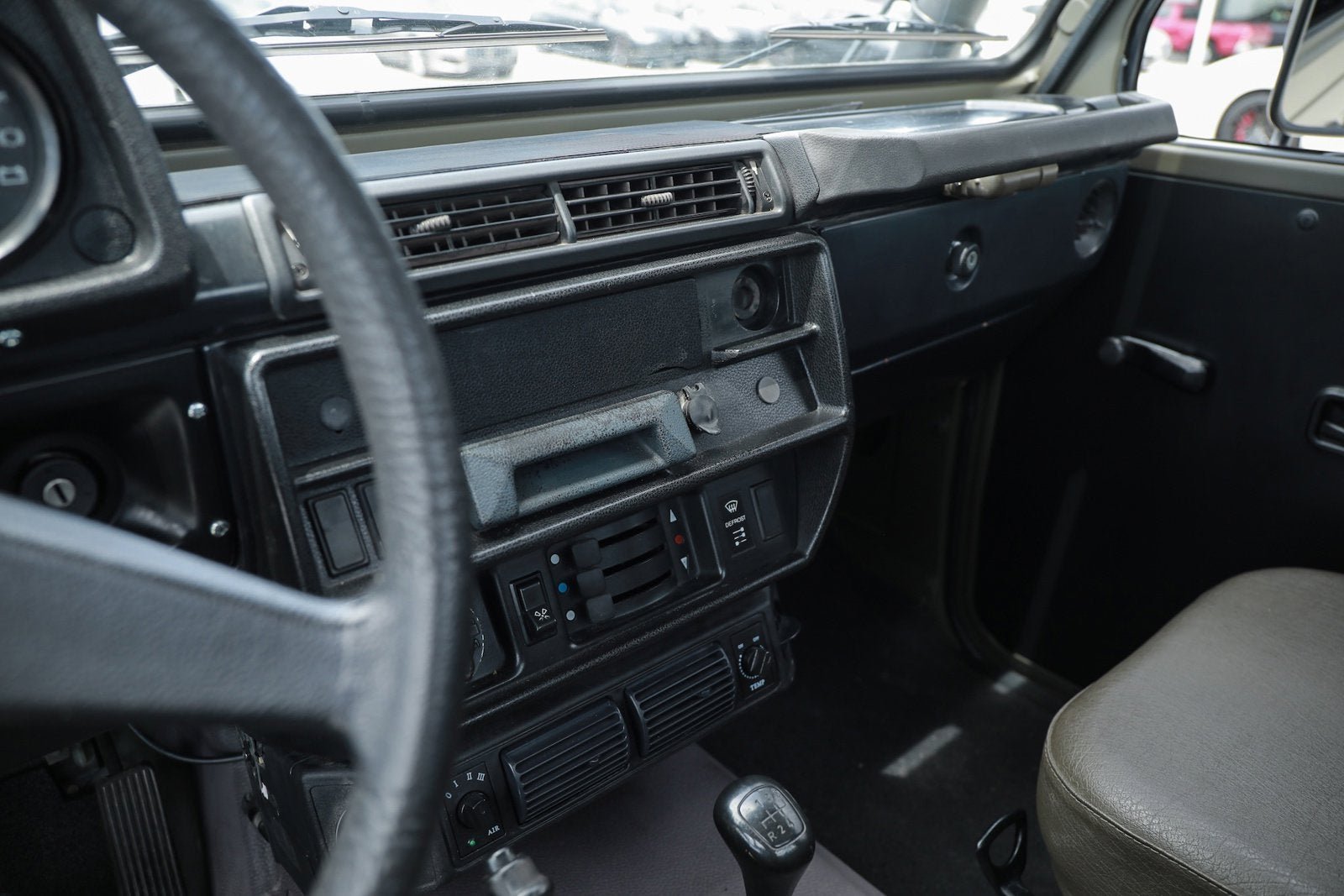 Used 1994 Green Mercedes-Benz  image 17