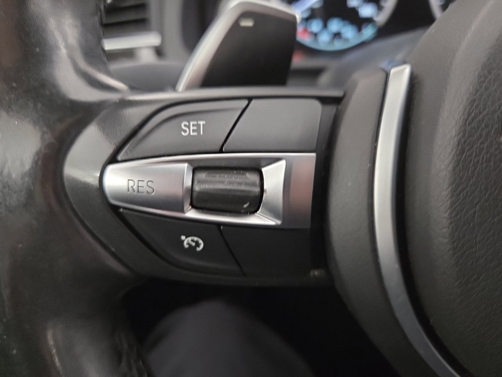 Used 2017 Dark Graphite BMW 535i xDrive Gran Turismo image 21