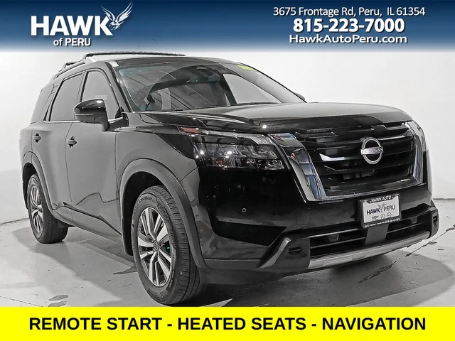 2025 Nissan Pathfinder SL