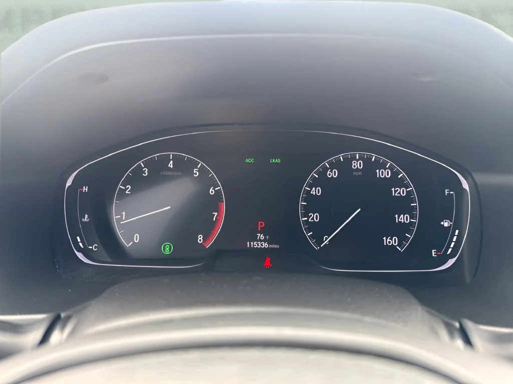 Used 2019 Silver Honda EX-L image 21